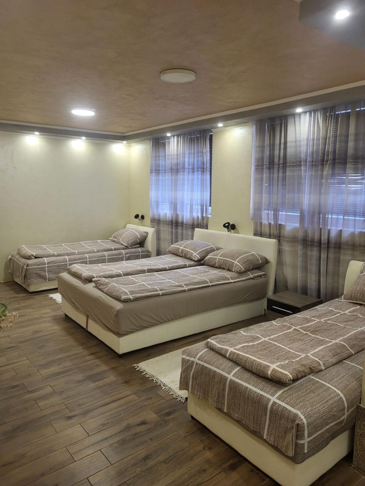 Prenociste Rooms Simke سوبوتيتْسا المظهر الخارجي الصورة